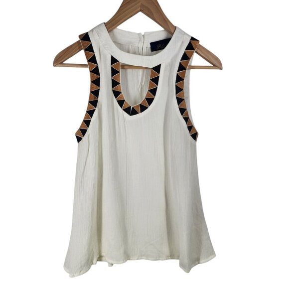 NEW Blue Rain‎ Francesca's White Sleeveless Top Triangle Design Size S - Picture 6 of 6